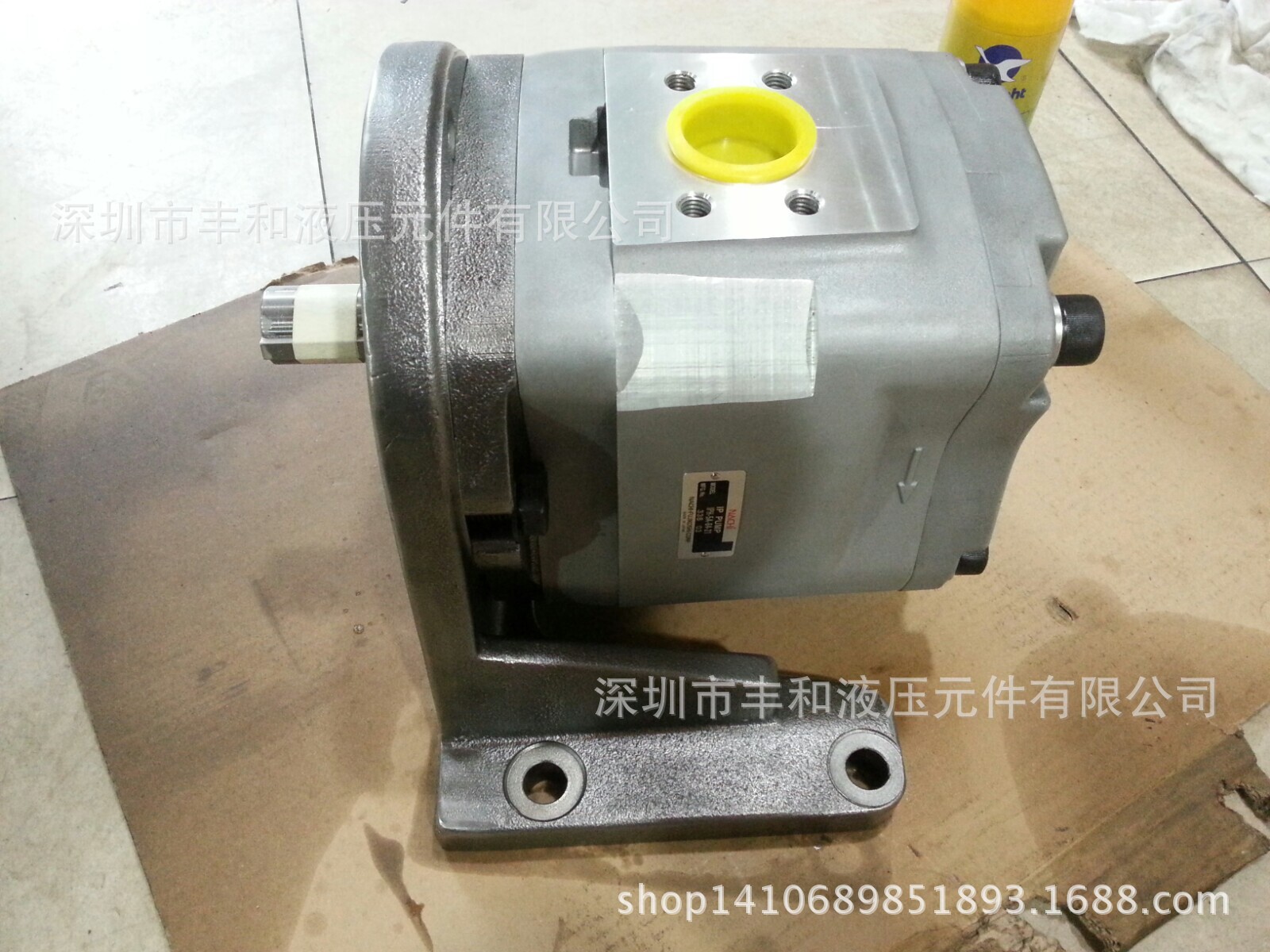 现货销售日本不二越液压油泵IPH-4A-32-20 nachi内啮合齿轮泵