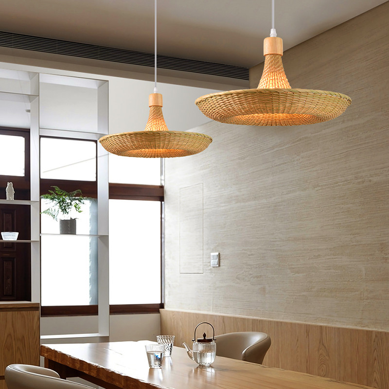 Estilo chino de bambú tejido de bambú lámpara de restaurante de estilo del sudeste asiático sombrero de paja sombrero personalidad creativa lámpara antigua cama y desayuno