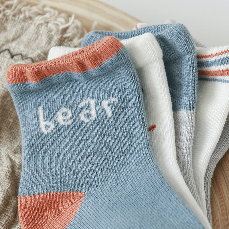 20 años nuevos calcetines para niños primavera y otoño dibujos animados jacquard media pantorrilla calcetines recién nacidos bebé calcetines de algodón peinado invierno