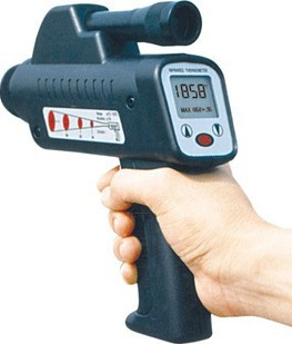 PT300B 便携式远红外测温仪