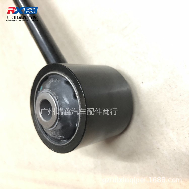 Adecuado para Toyota FORTUNER barra de tracción trasera 12 corredor eje trasero barra de tracción corta 48710-0K030