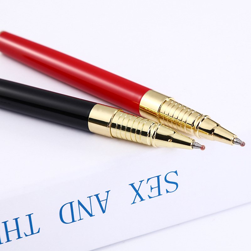 En stock suministro de metal firma pluma negocio bolígrafo publicidad regalo pluma suministros de oficina a base de agua pluma letras