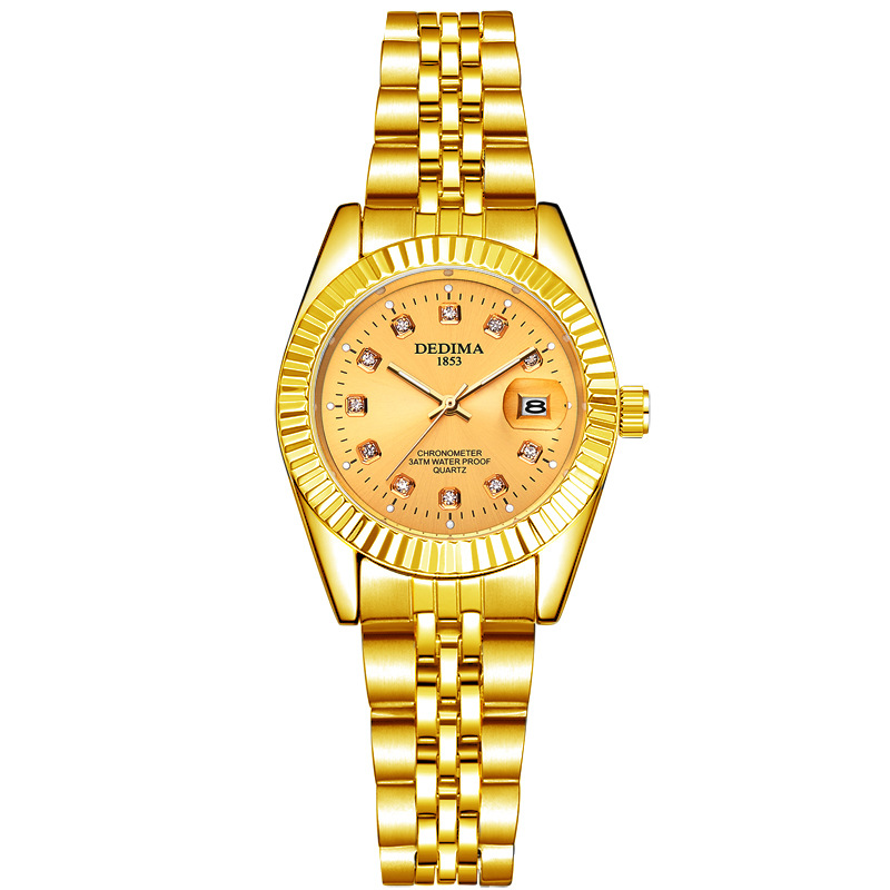 골드 국수와 여성 풀 골드