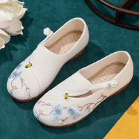 Ethnic Hanfu Shoes, jacquard cotton upper, jelly sole 2 cm, side buckle (sizes 35–40)