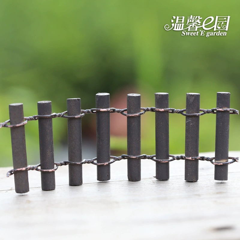Moss micro -landscape ornament fence round wooden fence small fence polynomotic lobe accessories wooden crafts