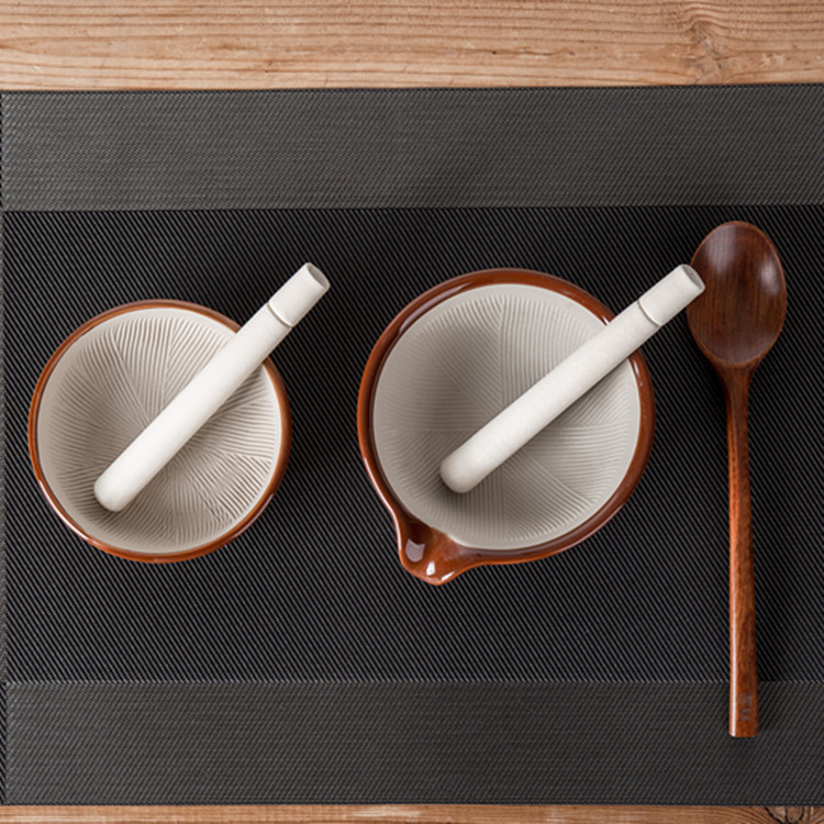 厂家直销 外贸原单陶瓷碗日式研磨碗 研磨碗 陶瓷磨粉碗 配研磨棒