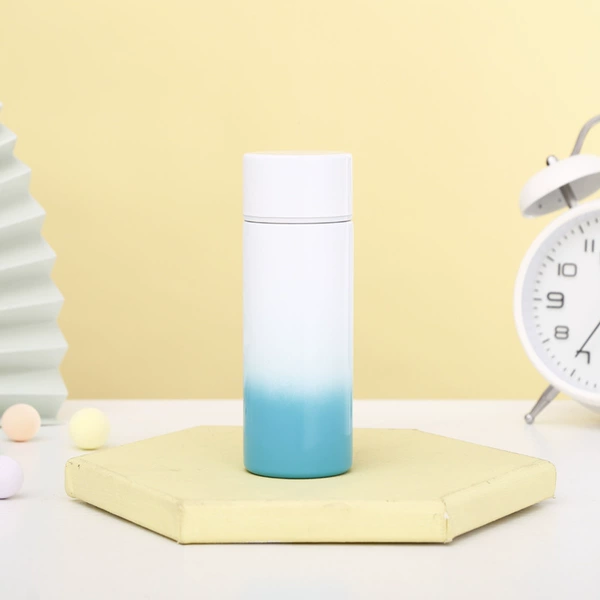 Gradient white blue