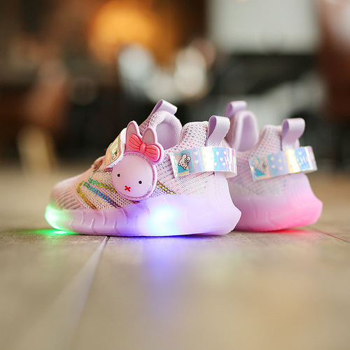 一件代发童鞋秋2020儿童1-3岁新款网鞋超火飞织鞋运动鞋带灯鞋底