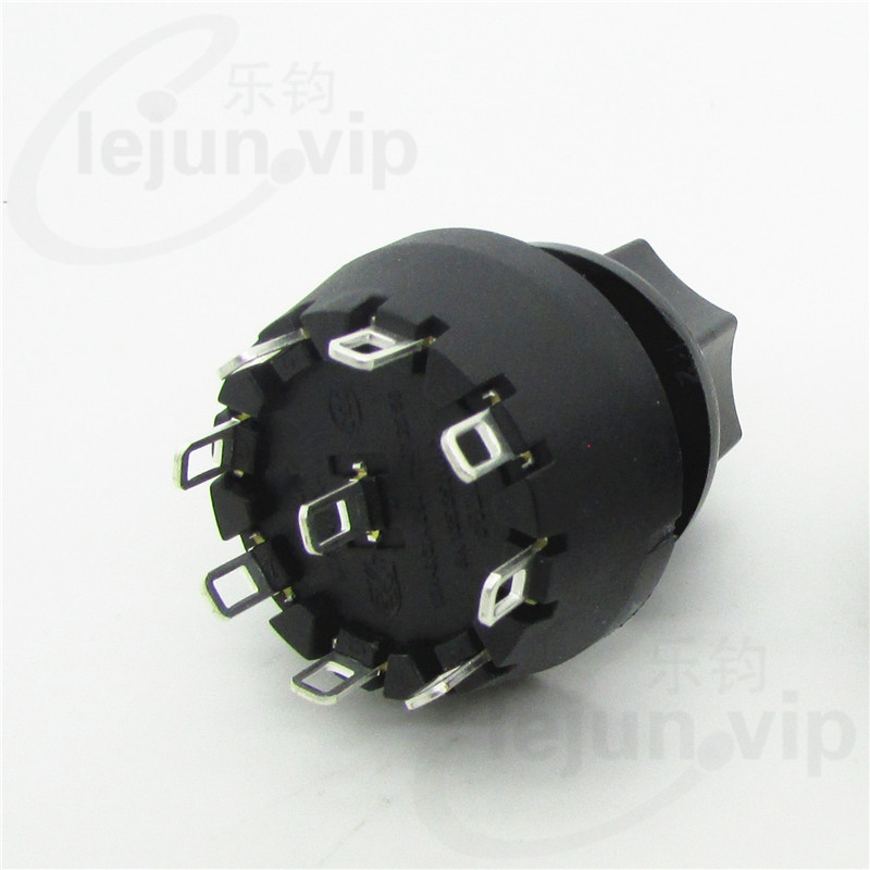 LEJUNԲ�ζ൵λ����̨��Դ�л�����8λ8����ת���ؼ��߽ǵ�ľñ