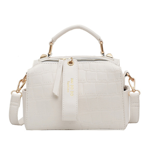 包包小众设计2024新款潮韩版高级质感宽肩带手提斜挎包时尚枕头包