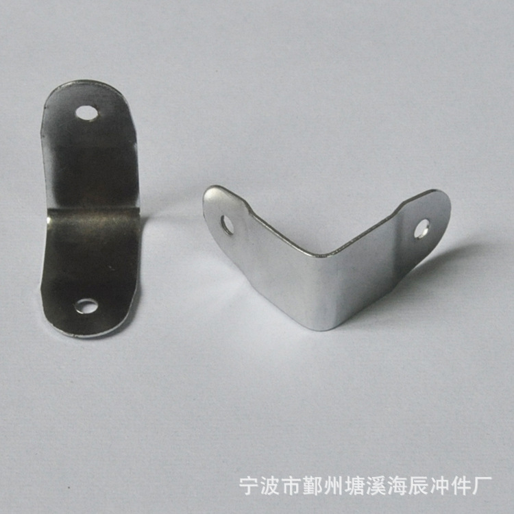 医疗箱 提款箱 行李箱边角 铁镀锌边角 铁包角 铁护角