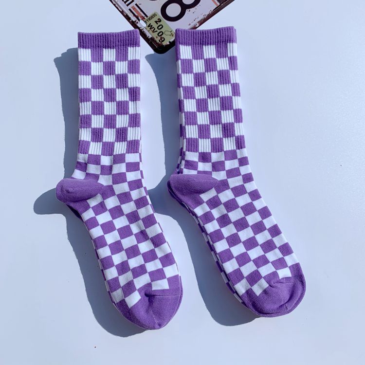 Calcetines de cuadros de tablero de la calle de la moda de los hombres calcetines de la marca de moda europea y americana calcetines de mediados de becerro estilo universitario Plaid algodón Skateboard calcetines deportivos al por mayor