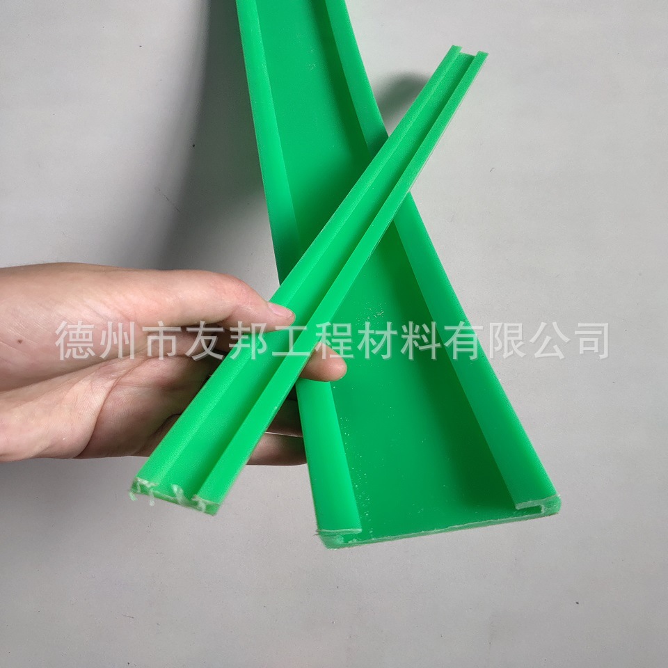 绿色pe护栏板自动胶水贴标机灌装瓶链板输送机啤酒饮料广东上海