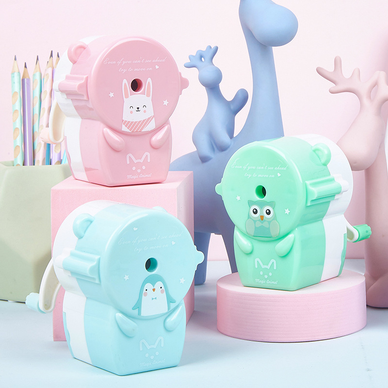 7913 magia animal dibujos animados mano sacapuntas niños simples Sacapuntas de acero de aleación núcleo de cuchillo sacapuntas