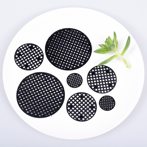 Sheet for succulent pot, bottom grid, hole grid, soil separator, water-leakage grid, breathable grid, pot base, grid.