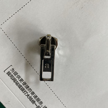 8号欧款拉头a字母拉片 钻石手包新款大王水钻包拉头瑞士牙金属拉