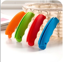 A1686 Pastel Color Silicone Shopping Bag Holder, Hand-Free Shopping Carrier, Non-Squeezing Bag Handle, Effortless Carrying Bag, 0.02