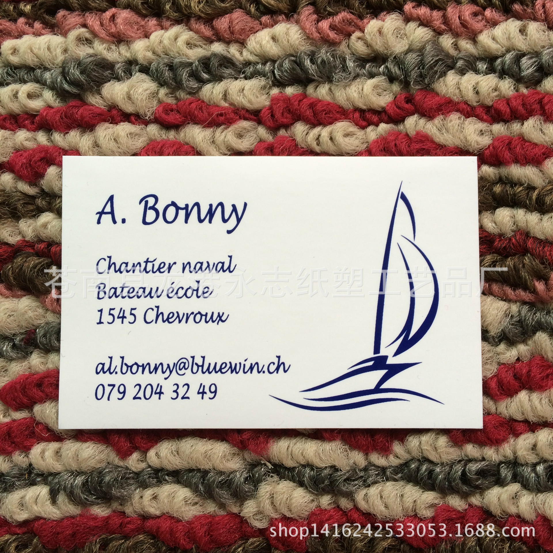 厂家供应不规不干胶标签不干胶印刷封口贴纸 防水防嗮pvc卡通贴纸