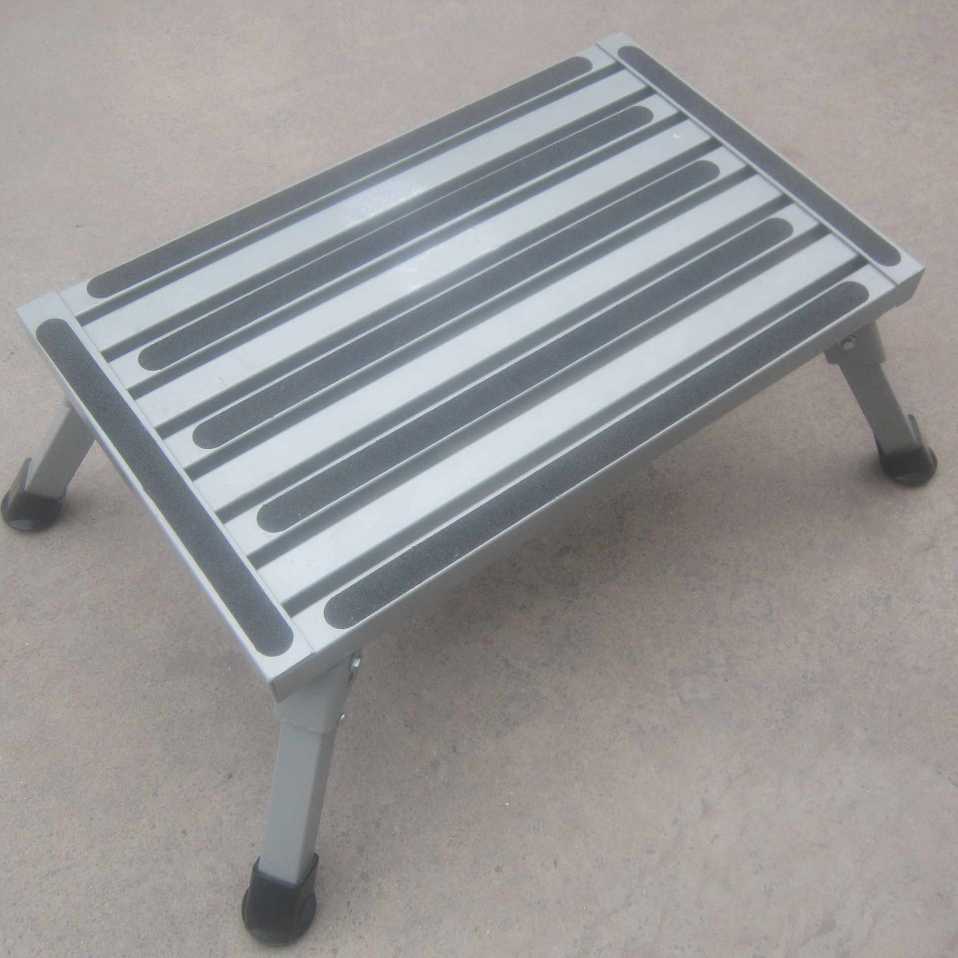 Aleación de aluminio engrosada antideslizante taburete RV pedal plegable RV plataforma paso suministros de viaje