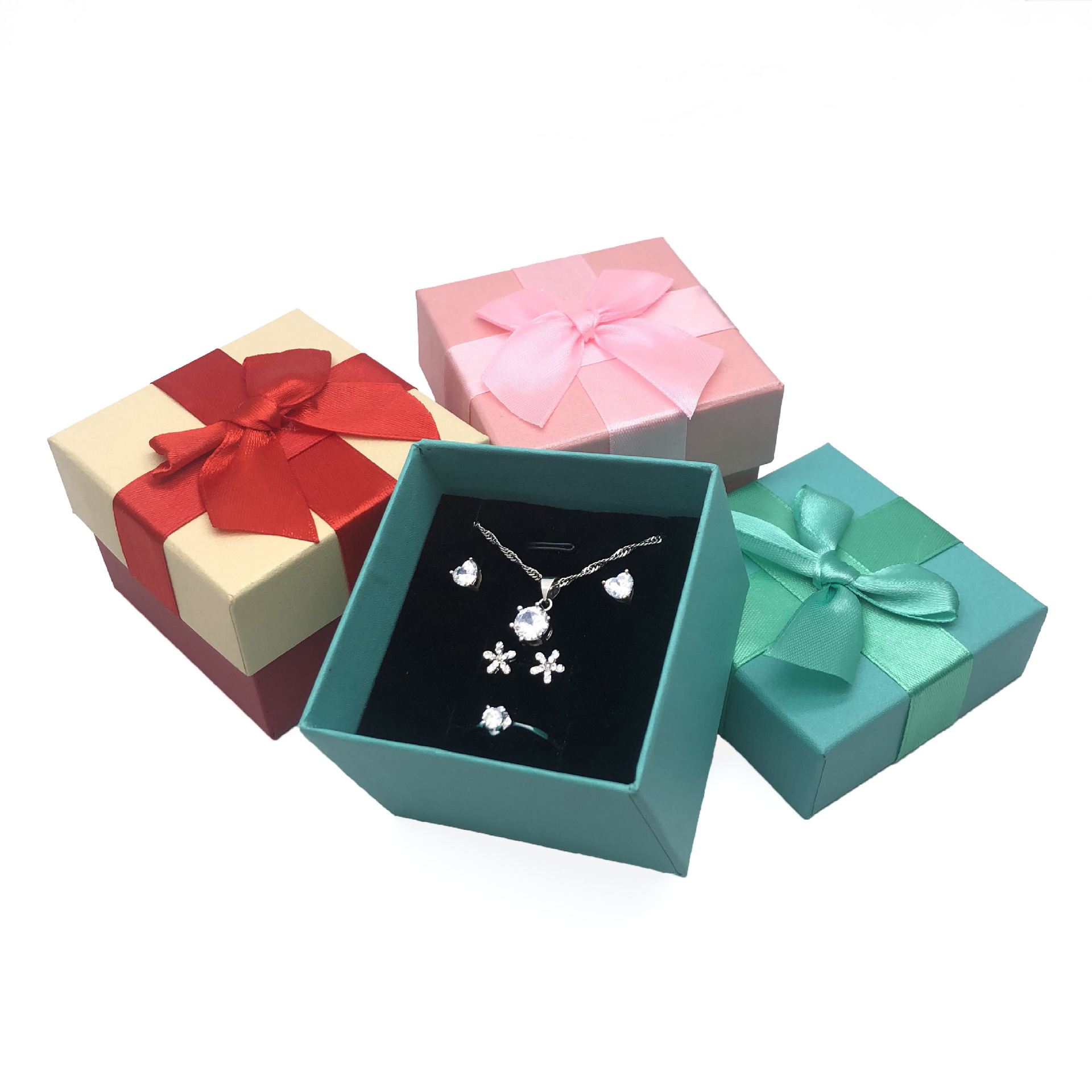 首饰盒戒指耳钉手镯项链盒 饰品包装盒 蝴蝶结纸盒现货批发