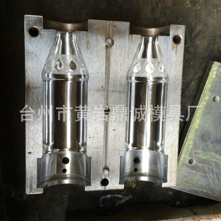 销售 中空吹塑模具 吹塑成型模具 精密吹塑模具