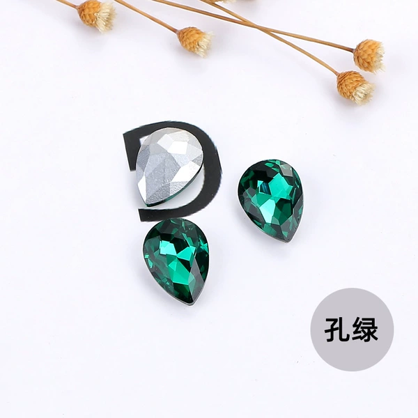 Pore green