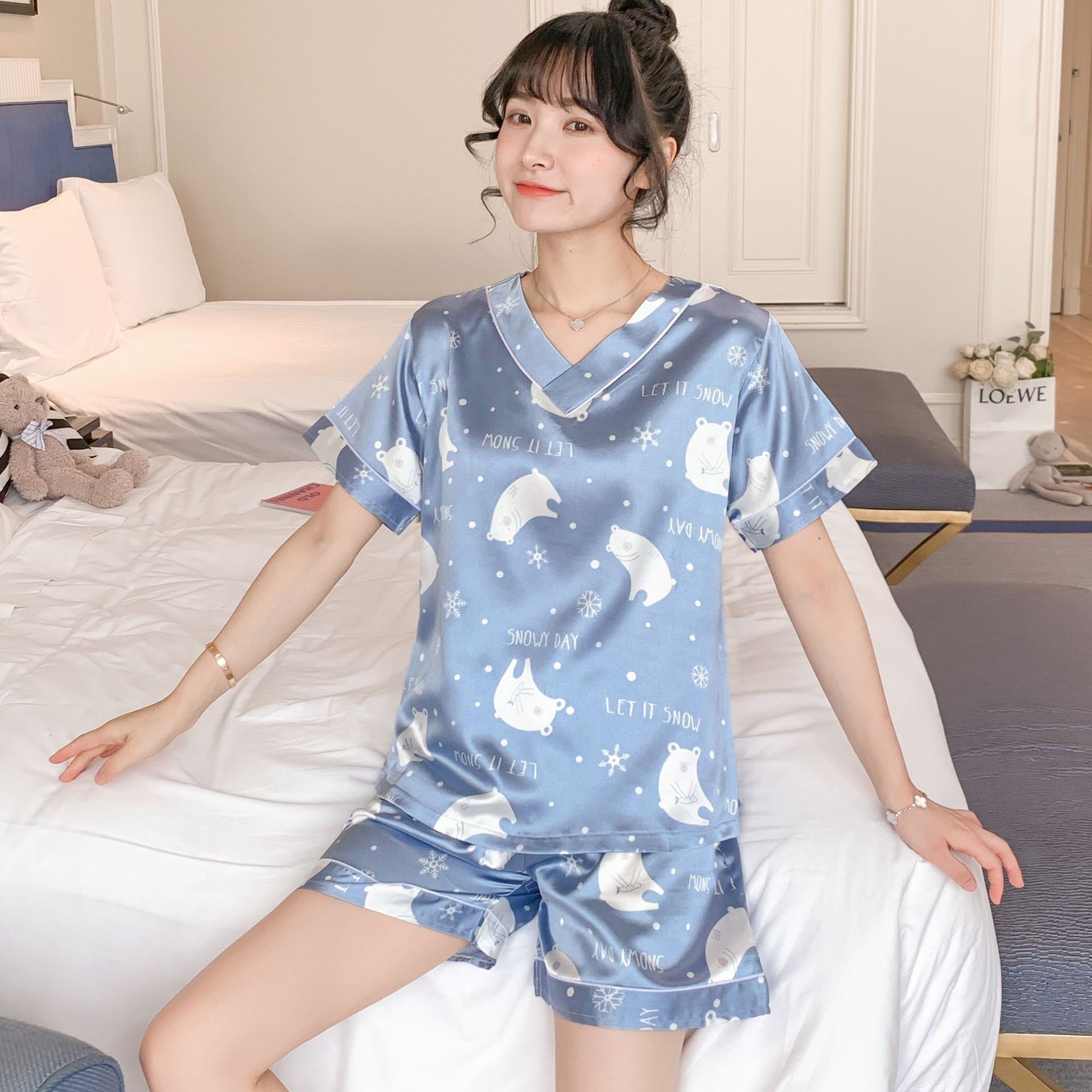 잠옷 여자의 여름 얼음 실크 짧은 소매 한국 스타일 섹시 얇은 모조 실크 여름 잠옷 플러스 사이즈 가정 옷 세트