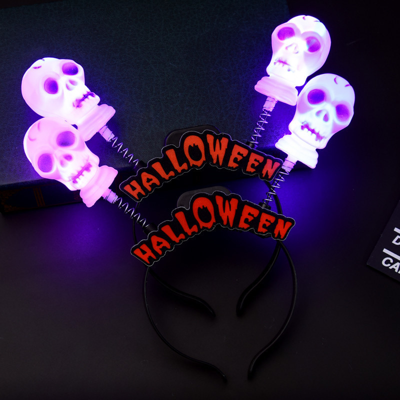 ハロウィンのカボチャの鬼の頭はカチューシャを掛けます。|undefined