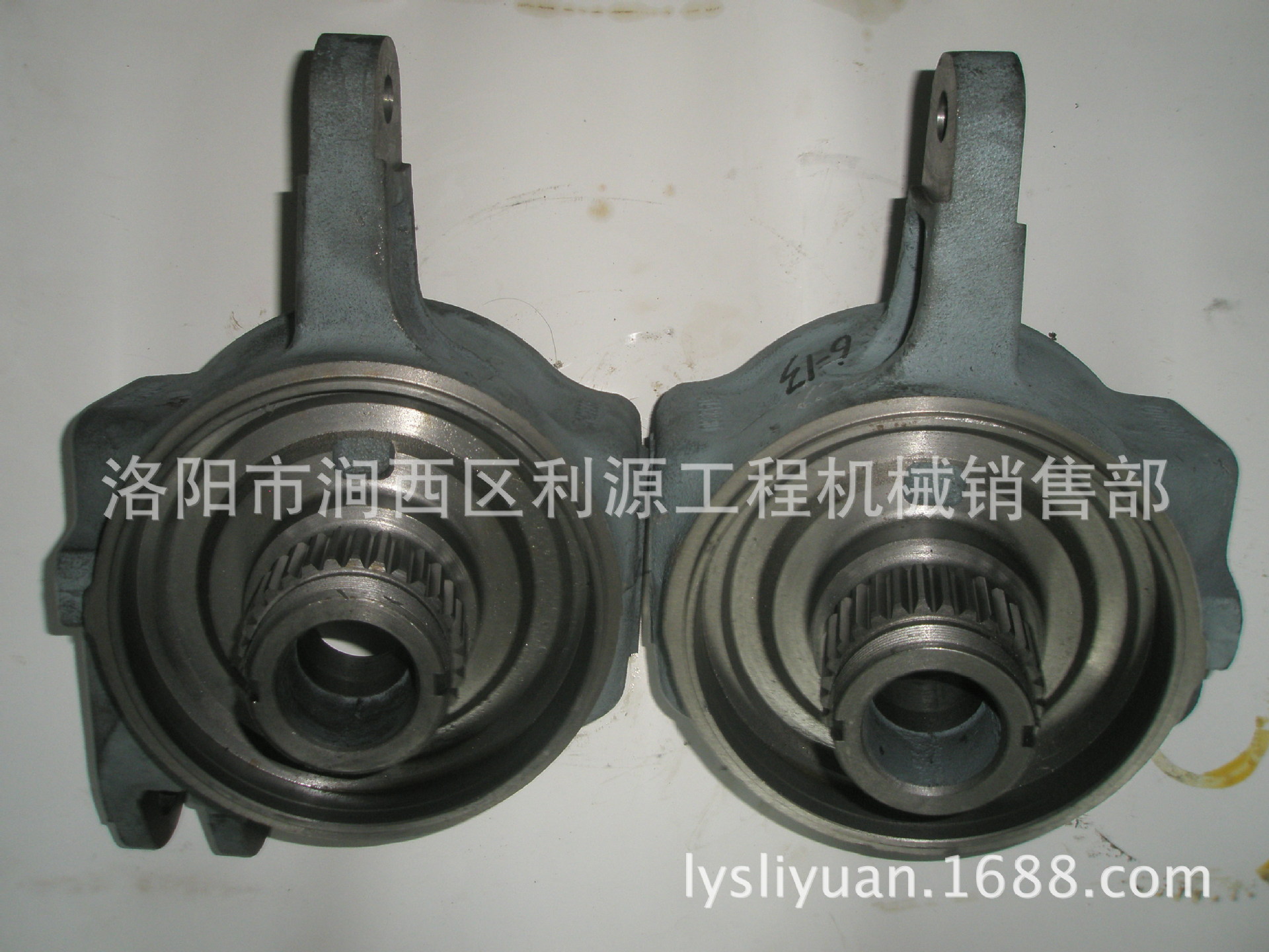 转向节东方红LX804/904拖拉机配件 前桥左右转向节