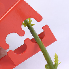 Factory-wholesale floral supplies, fresh flower shop tools, and accessories: thorn-removal clips for roses, rose-pruning tongs.