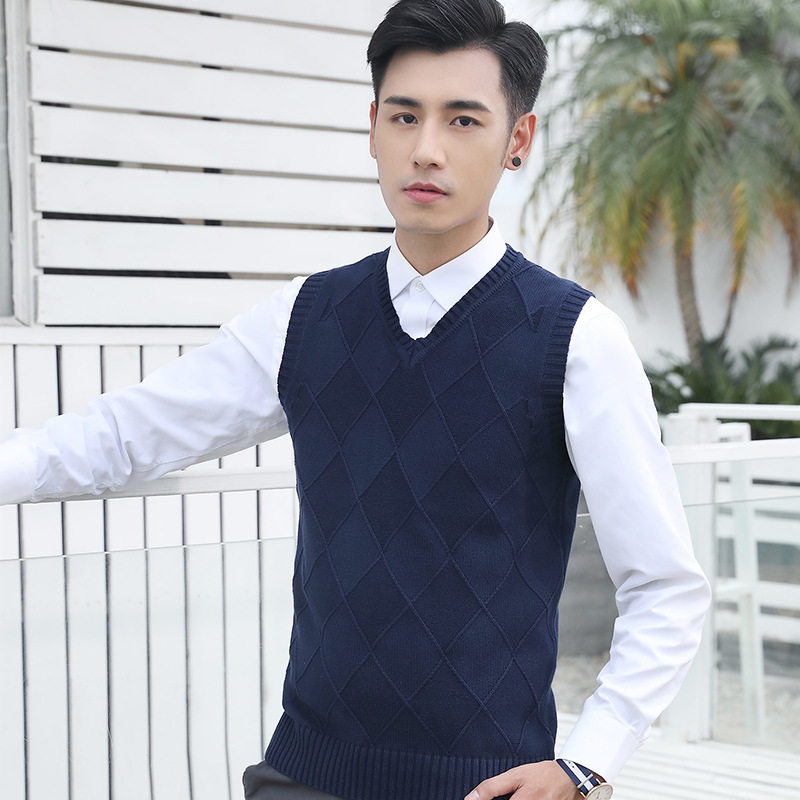 Vest Men's Autumn and Winter V-neck Vest Solid Color Diamond Jacquard Men's Sweater Slim-fit Waistcoat Sleeveless Youth Sweater Vest Men's Autumn and Winter V-neck Vest Solid Color Diamond Jacquard Men's Sweater Slim-fit Waistcoat Sleeveless Youth Sweater