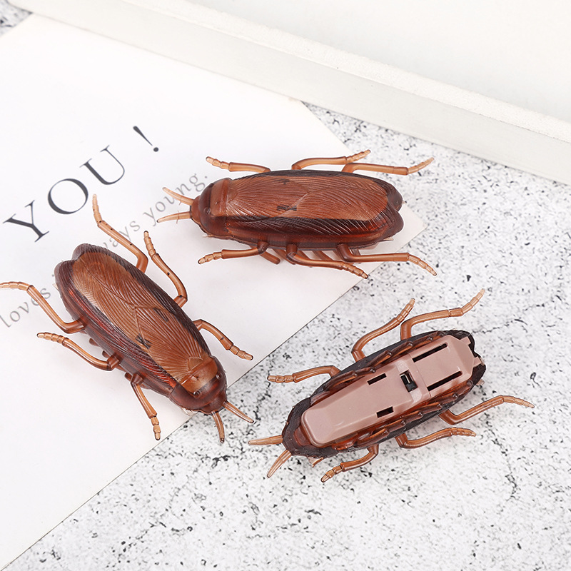 Juguete nuevo y único, cucaracha vibrante realista que se arrastra, broma, cucaracha eléctrica aterradora, broma, genial y impresionante