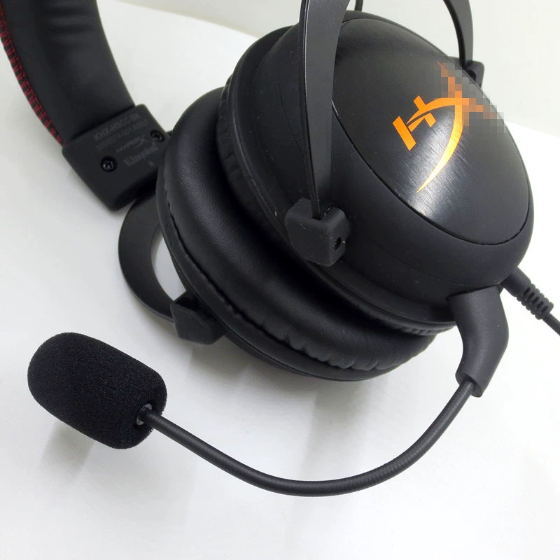 Detachable microphone (HyperX Cloud II) — flexible noise‑canceling replacement, ~15 cm