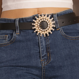 �¿�Ůʿ̫������Ƕ�ۺ�ɫ�F؛Ƥ�����ۿ羳����Ů�����S��ֱ�N