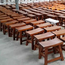 供应老榆木餐桌椅中式小板凳连锁店火锅巴式饭桌风格餐桌商用款