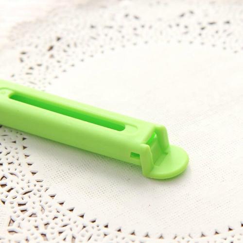 7CM sealing clip food sealing clip creative small gift frosted plastic sealing clip manufacturer can print logo