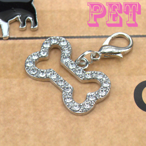 Bestselling Pet Supplies Dog Collar Tag Leash Accessory Bone Embossed with Drills Pendant Lobster Claw Decorative