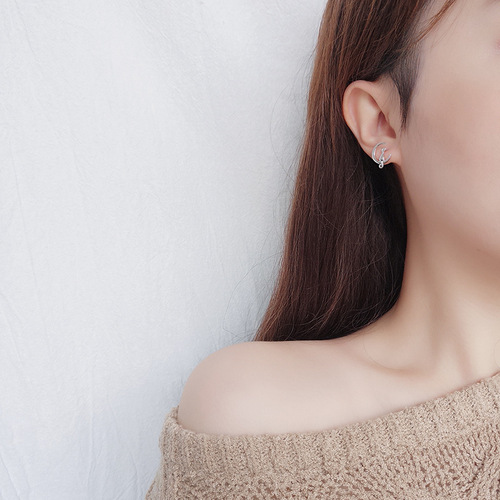 Moon Cat earrings for girls, fairy tale style, cute and sweet little cat ear accessories, temperament, Korean style niche design accessories