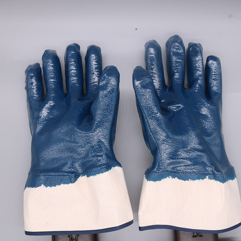 Inmersión grande boca ancha lona azul nitrilo guantes de trabajo a prueba de aceite pegamento colgando adhesivo nitrilo guantes de trabajo resistentes al desgaste