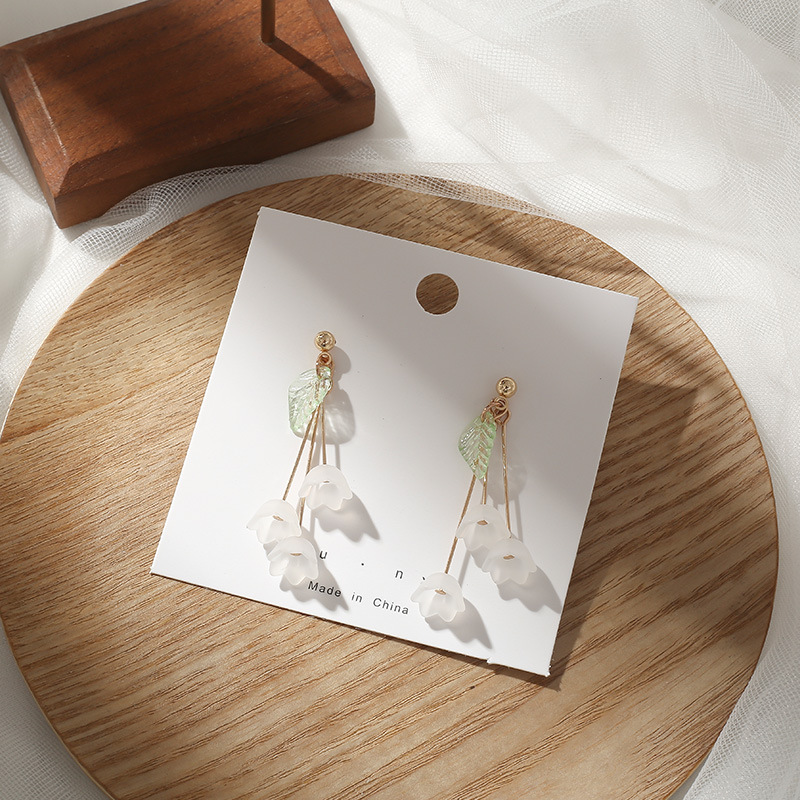 Pendientes de alta calidad de estilo francés de celebridades en línea para mujeres 2022 nuevos pendientes elegantes de moda pendientes populares pendientes largos pendientes Retro