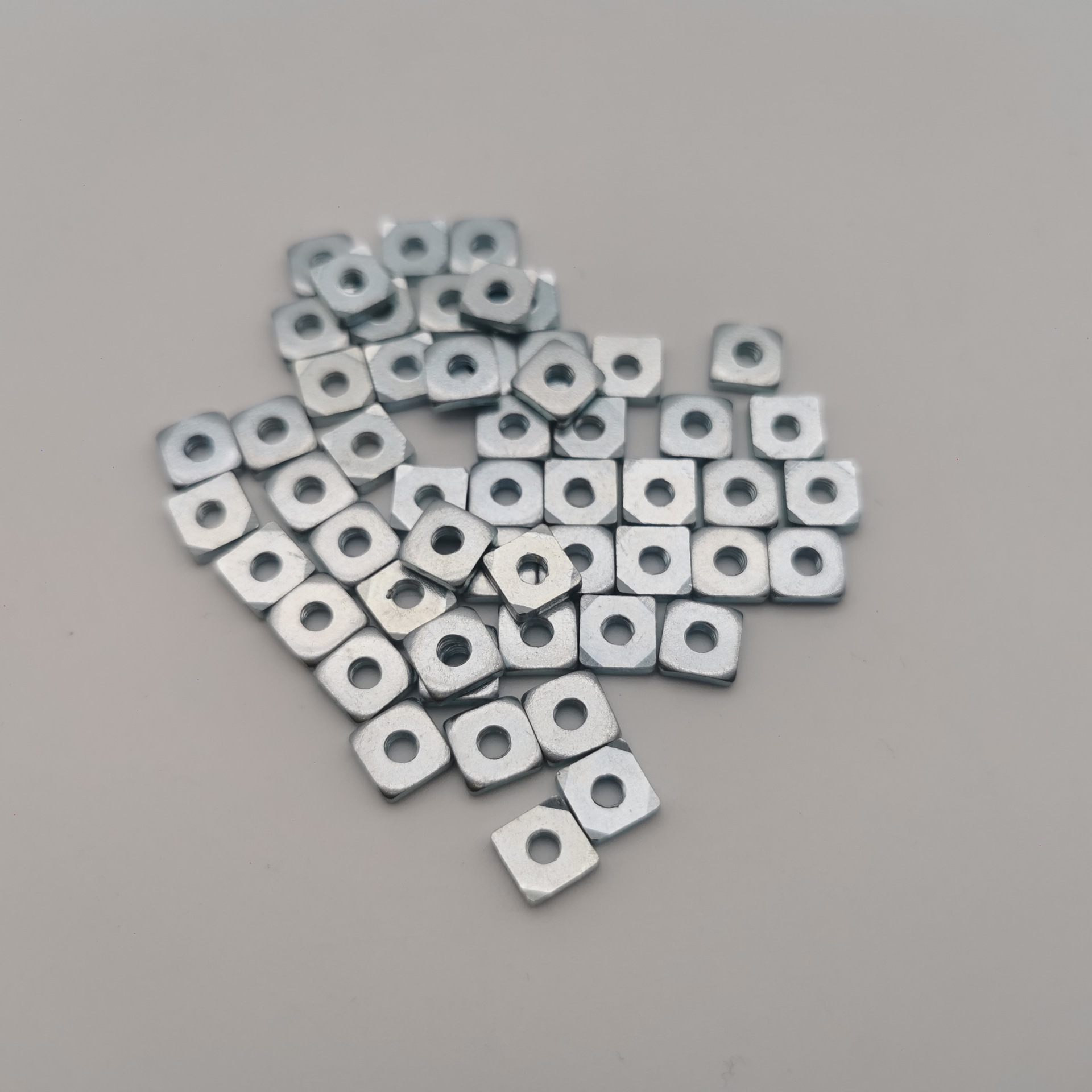 压线片电子五金冲压件螺纹垫片接线柱8*8*4M 7*7*3.5M方片