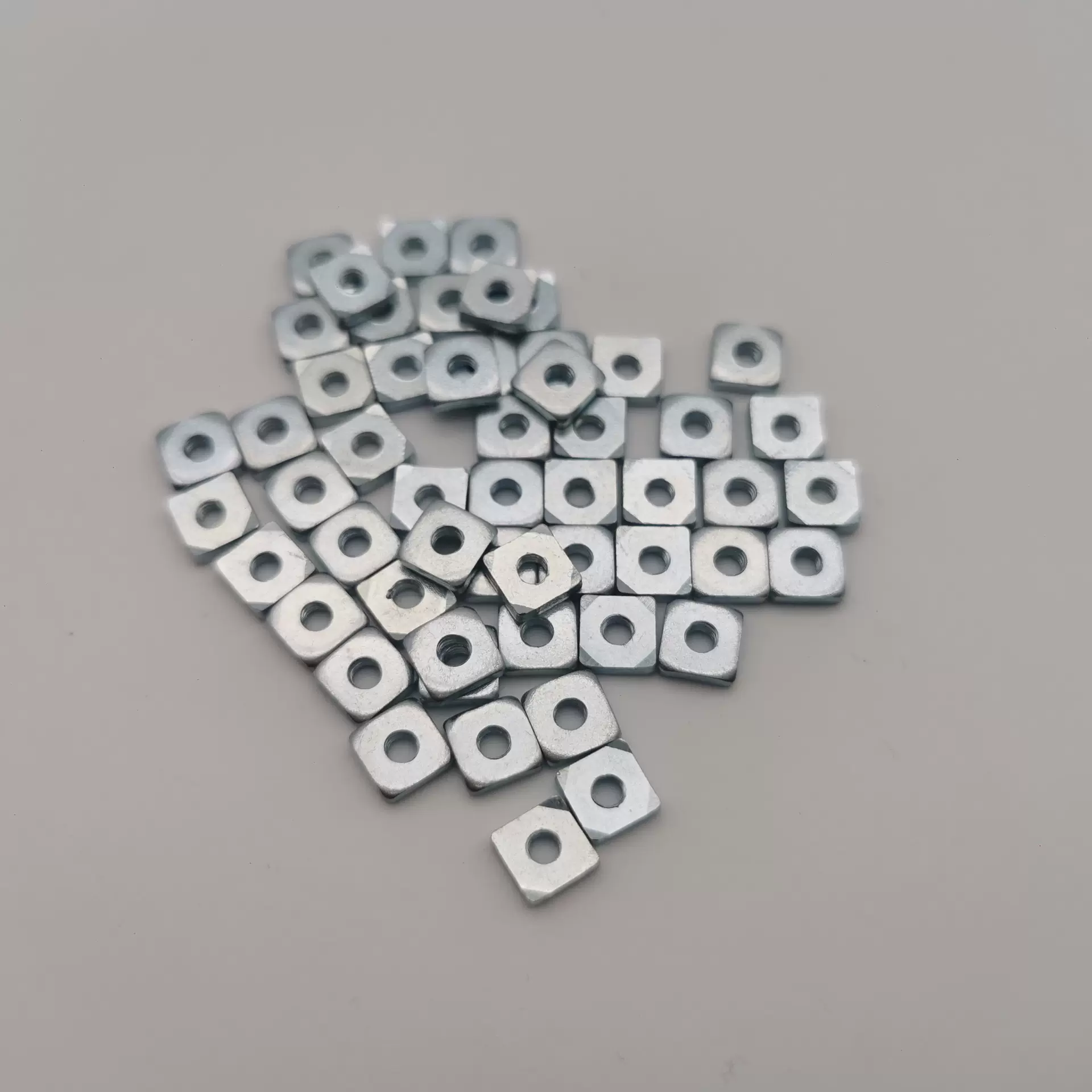 压线片电子五金冲压件螺纹垫片接线柱8*8*4M 7*7*3.5M方片