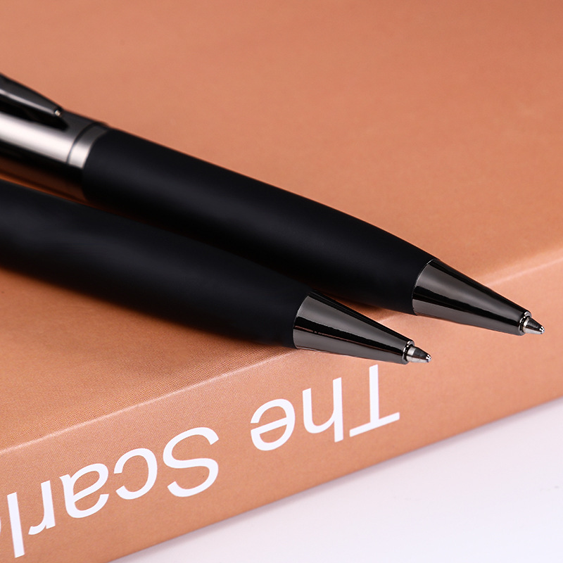 En stock negro mate textura negocio bolígrafo rotulación Logotipo de alta calidad metal firma pluma de aceite pluma de publicidad