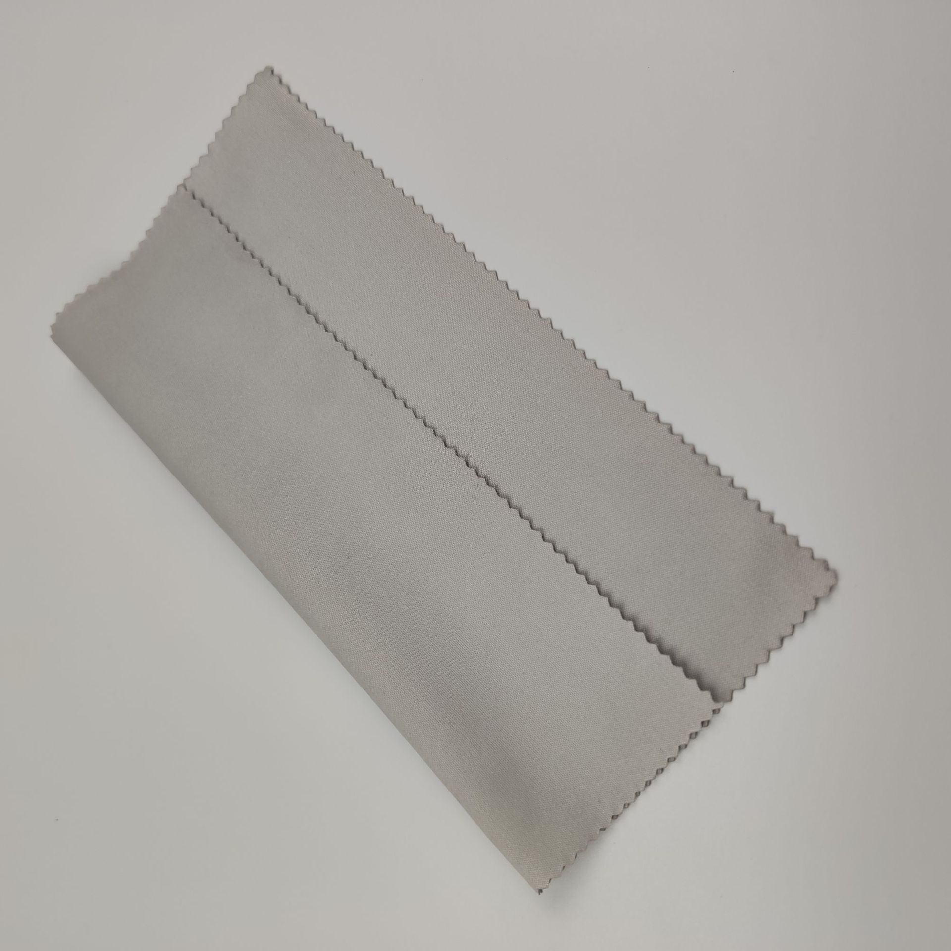 メガネ拭き　在庫あり　白、黒、グレー　針状超極細繊維　メガネ拭き　ロゴのカスタマイズ可能