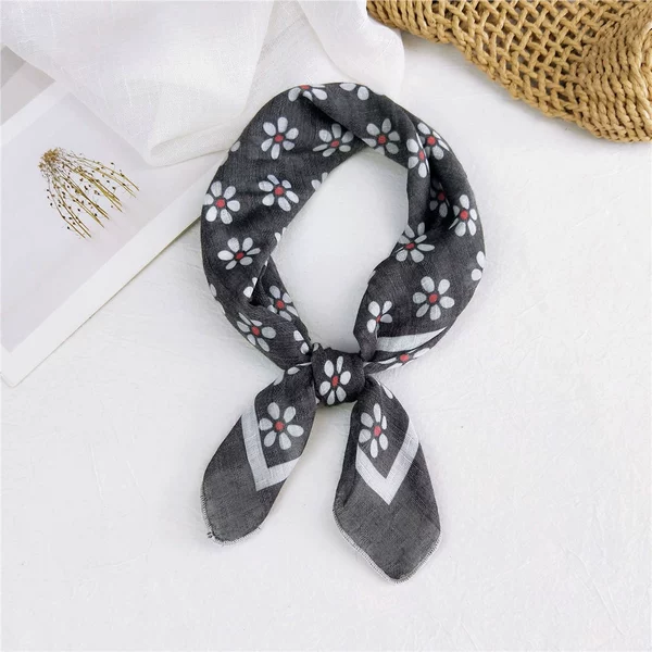 18 cotton six petals black