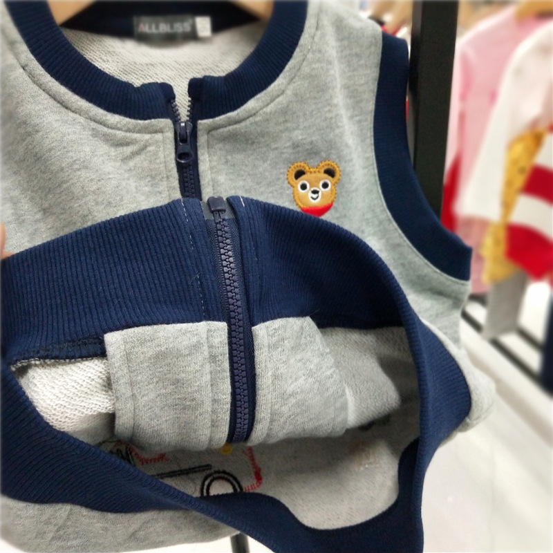 Otoño y primavera nuevos niños oso patrón bordado chaleco cremallera cardigan chaleco desgaste exterior de moda superior 2272