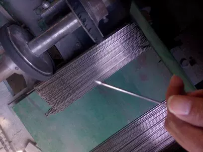 不锈钢烧烤签烧烤三角钢羊肉签 一头磨尖两头磨尖304等不锈钢直条