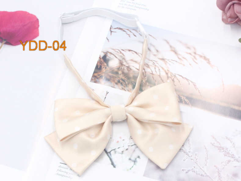 En stock al por mayor de Corea del arco de mariposa de color sólido de lunares de doble capa pajarita collar de flores niñas traje de marinero JK pajarita