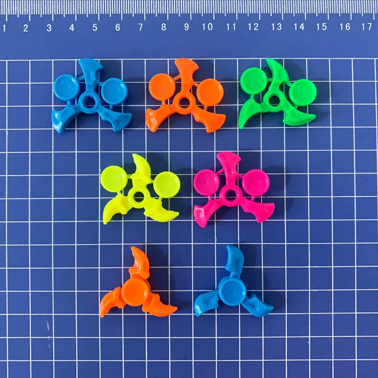 Профессиональное производство бесплатных игрушек мини-палец гироскоп кончик пальца гироскоп маленькая подарочная капсула