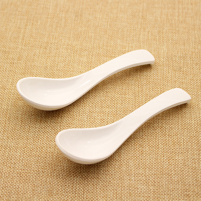 Spoon A5 pure white melamine soup spoon spoon spoon imitation porcelain tableware canteen noodle bowl household wing tail rice spoon Yiwu manufacturer Spoon A5 pure white melamine soup spoon spoon spoon imitation porcelain tableware canteen noodle bowl household wing tail rice spoon Yiwu manufacturer